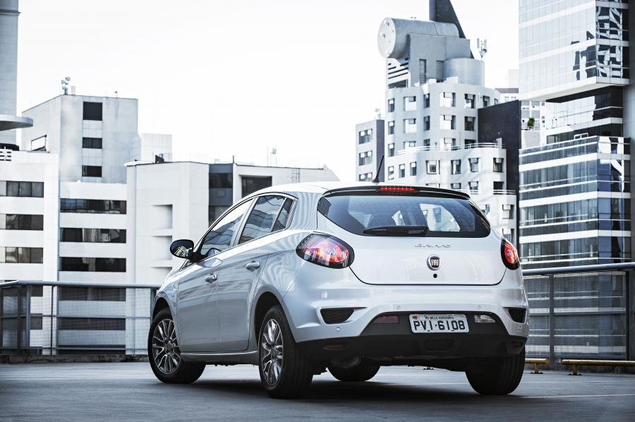  Fiat Bravo Essence 2015 года  (фото 11 из 13)
